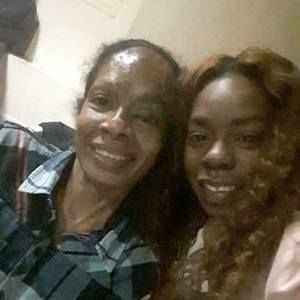 Meet your Posher, Stacy